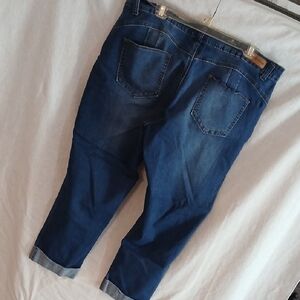 Gogo Star Jean Capri